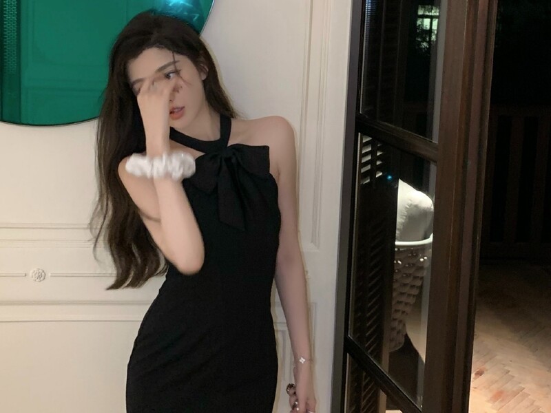 🙄🍑的主播海报