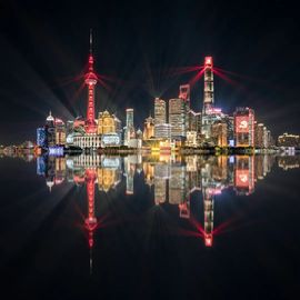 端午收割机检修维护中主播照片