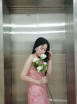 哇塞娇娇暂休主播照片