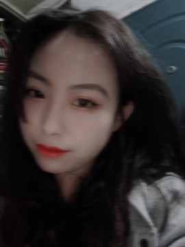 章鱼🎊主播照片