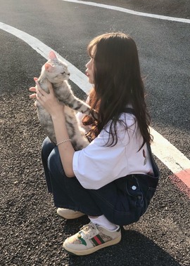 鱼崽baby主播照片