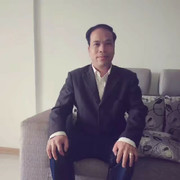 龙哥，雄霸天下