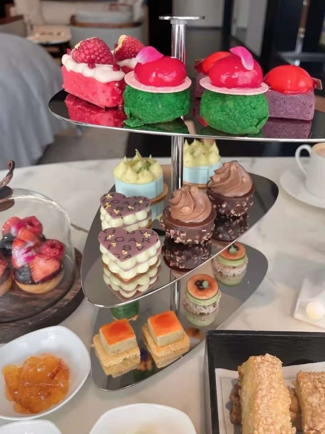 骑小黄车追法拉鲲。主播图片