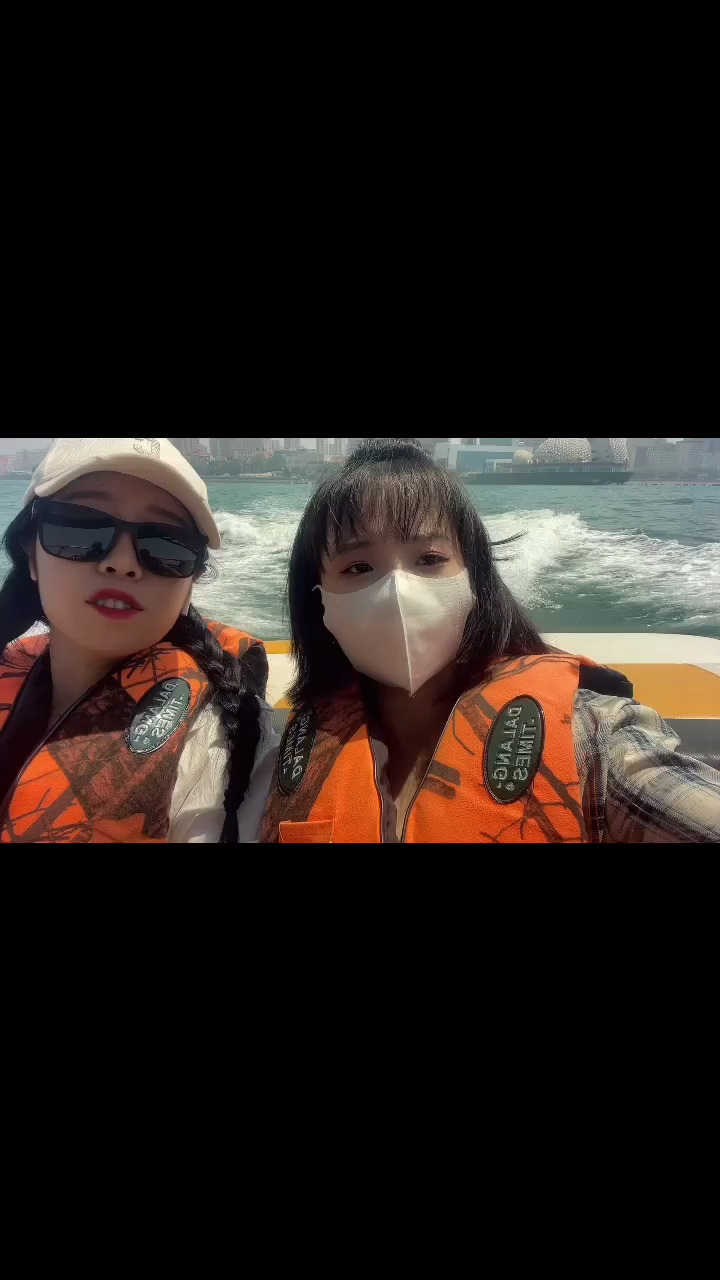 和楠姐开心到起飞的一天😂