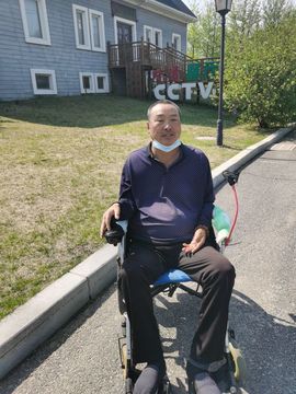 无聊听歌🍀蛇年好运主播照片