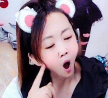 丑小鸭💞愿有一束光的图片