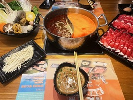 小小♥休主播照片
