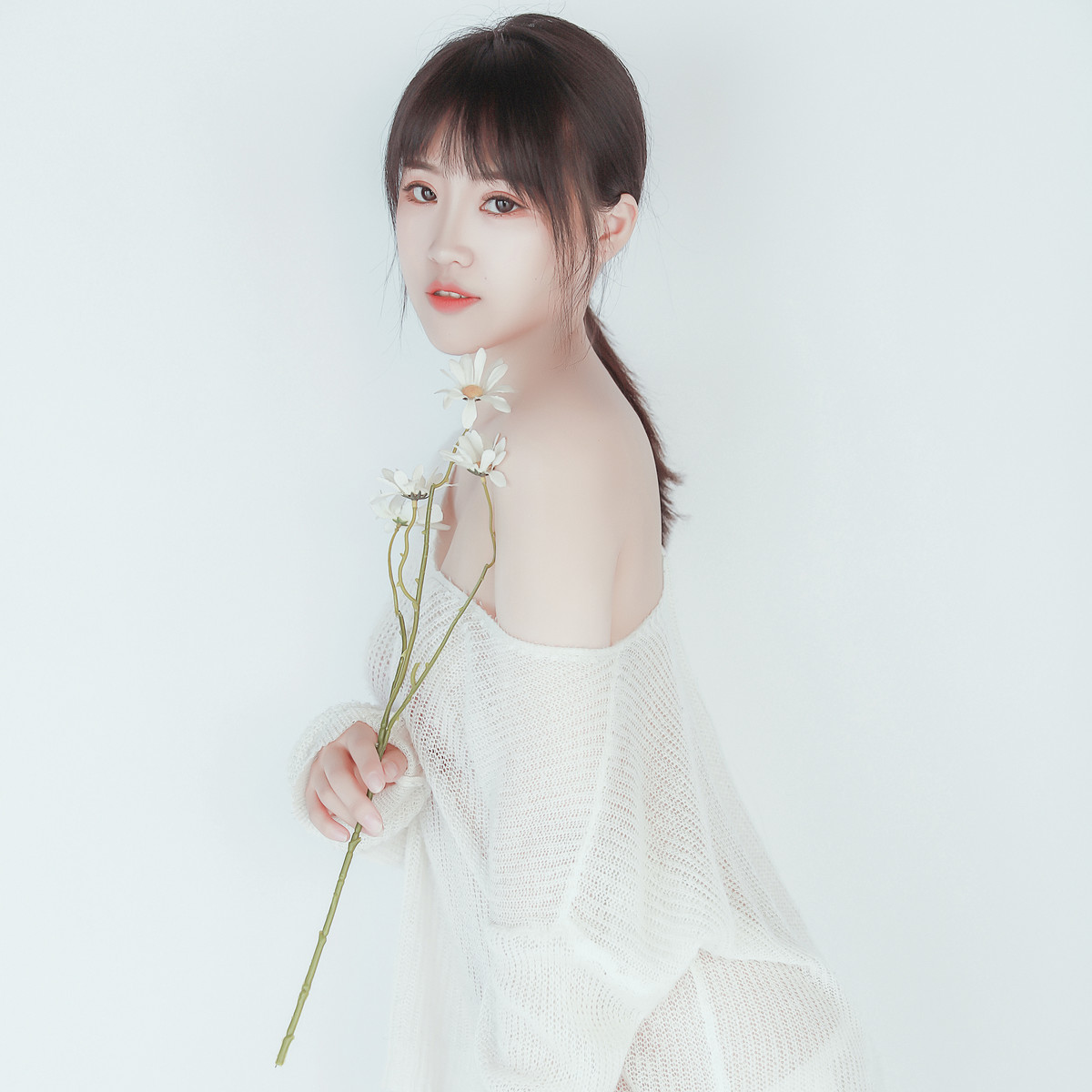 倾颜26号五周年庆的直播间