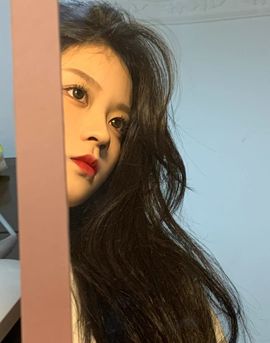 M.倾城主播照片