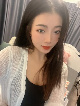 微晨美女主播照片