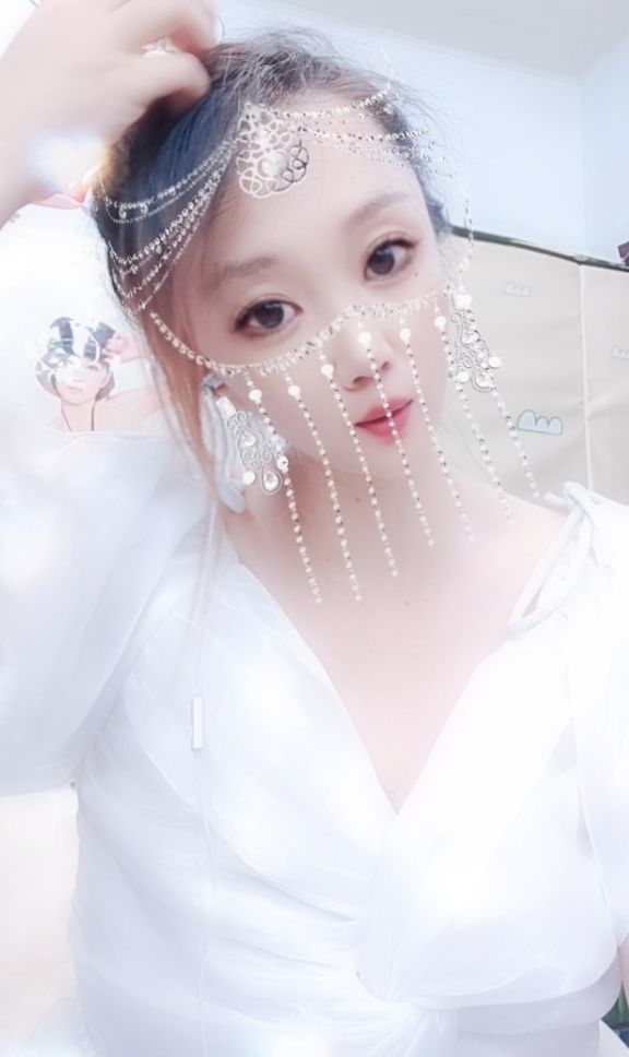 丑小鸭💞愿有一束光的图片
