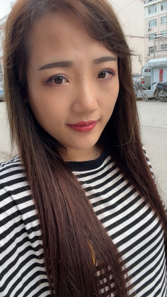 若兮-身体不好休养中主播照片