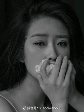 脸脸吃不饱主播照片
