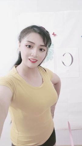 顺其♬自然主播照片