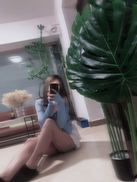 吉吉梦主播照片