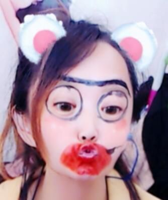 丑小鸭💞愿有一束光的图片