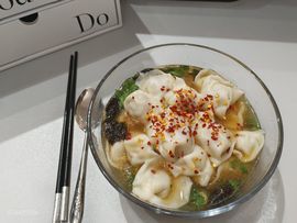 野百合饿晕了🌱🌱主播照片