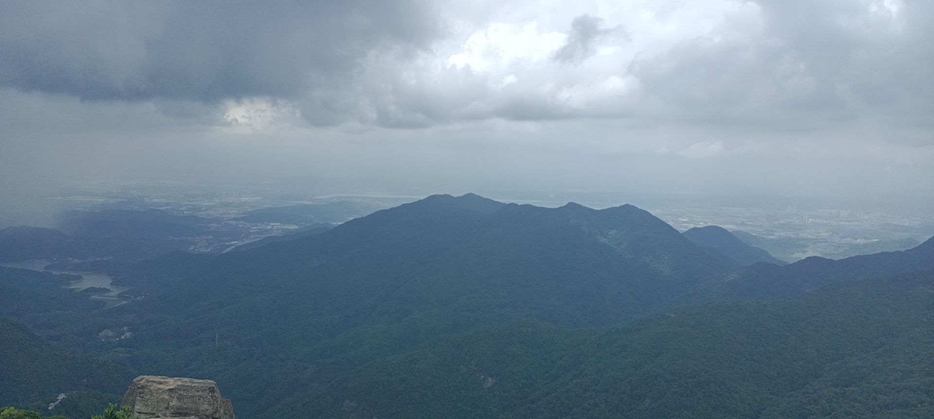 雨閣汽貿(mào)?李先生.的主播照片