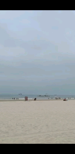 今天的心情跟这天气一样