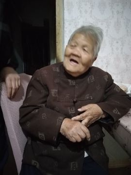 果果(平安好运)主播照片