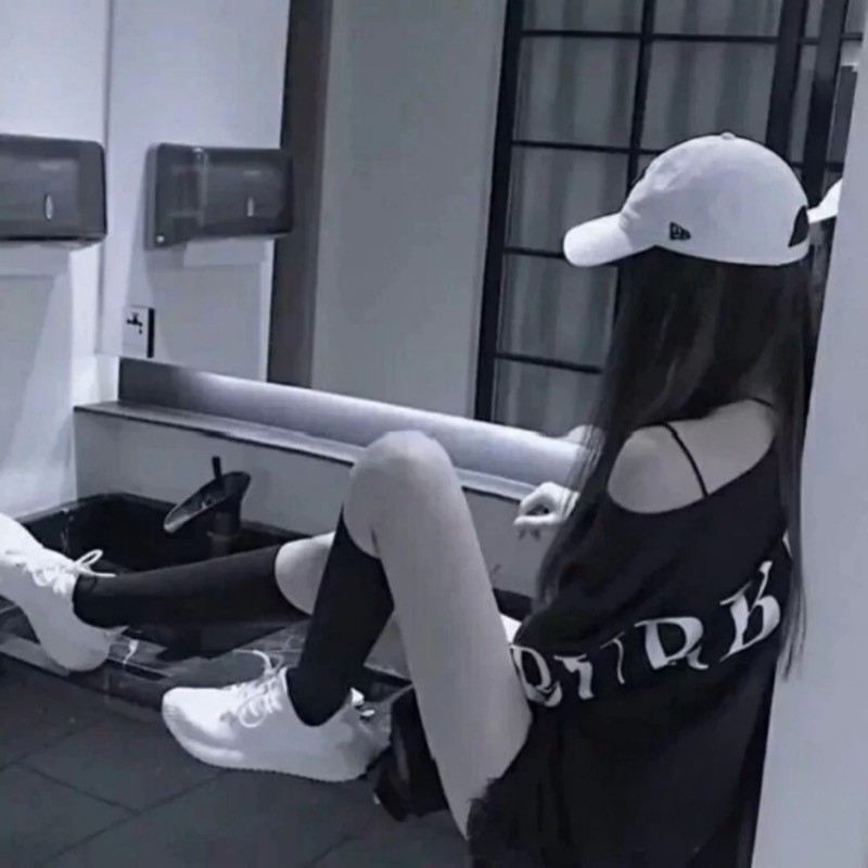 别烦🍂的主播海报
