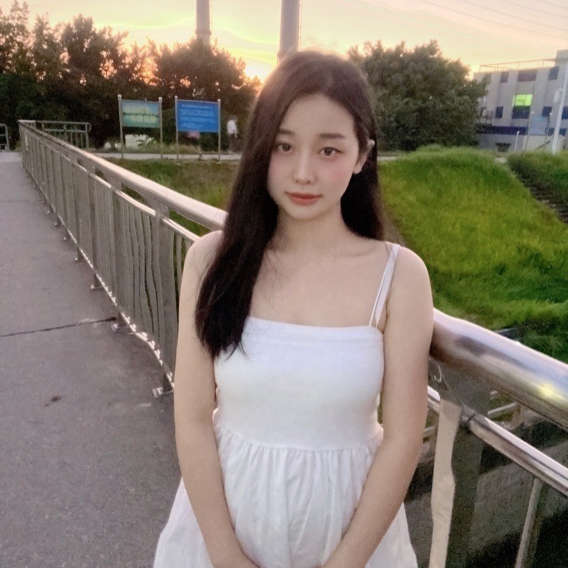 萌新宝宝HtddH2的主播海报