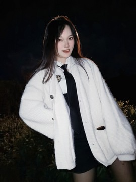阿芙船长主播照片