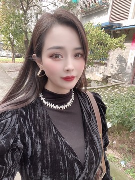 忆美❥❥❥主播照片