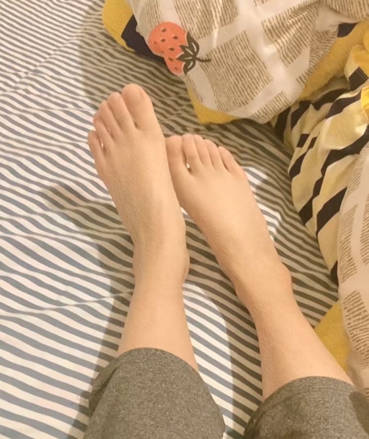 尐阿媚挺住的主播照片