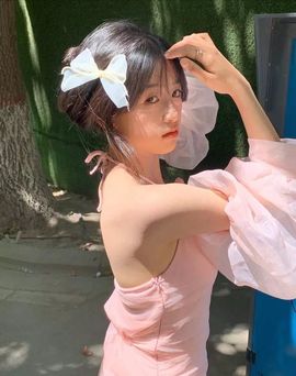 奶瓶崽主播照片