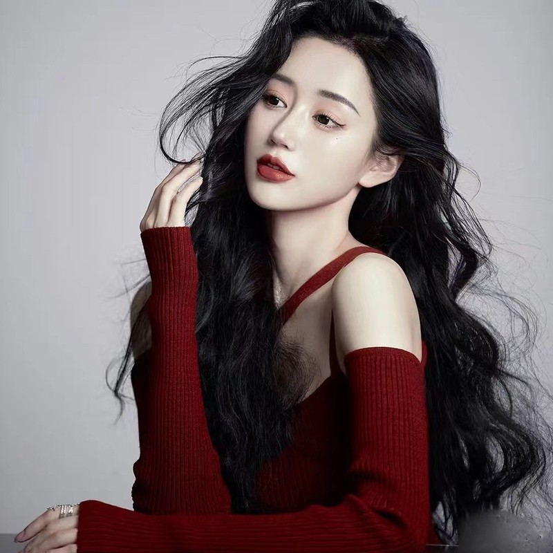 伊娜💕退的主播海报