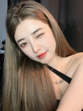 思思👑主播照片