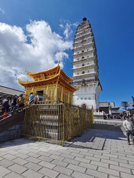 猴哥旅居代购主播照片