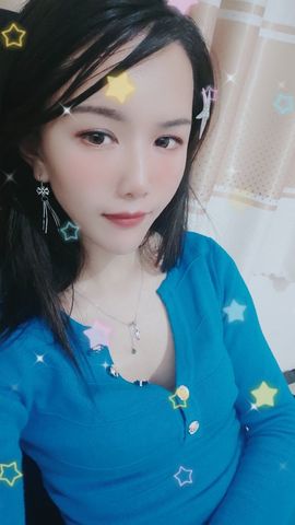 木稳稳761837主播照片