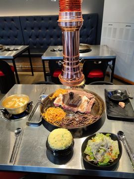 相约六月主播照片