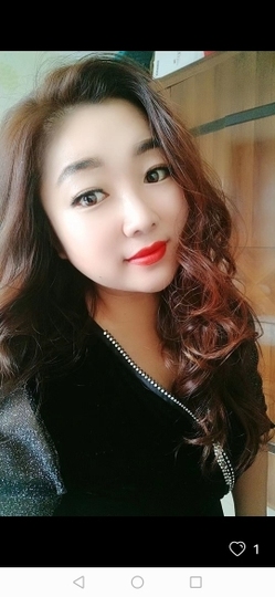 依依🌺星🌺城事主播照片