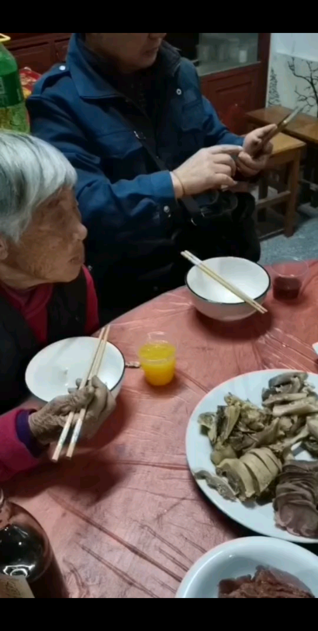 开饭啦！祝大家新年快