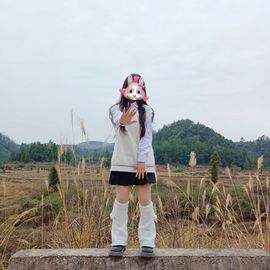 小了个洛🍀早9主播照片