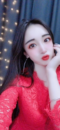 小玲宝🧸安静唱歌主播照片