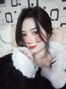 鱼籽酱♊25号休主播照片