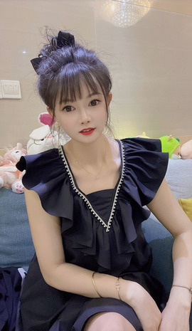 243726672主播照片
