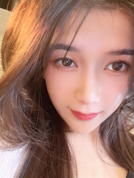 陈丝丝肚子疼休主播照片