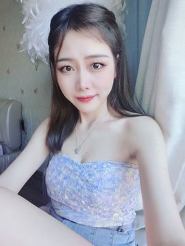 .奕露西￥唱歌.主播照片