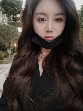 吴小优主播照片