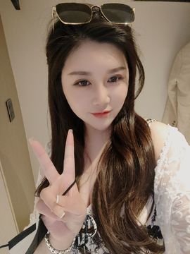 吴小优主播照片