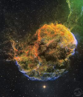 闰六月星空有约主播照片