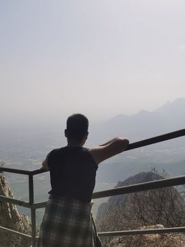 阳阳往哪跑主播照片
