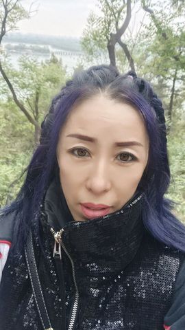 漫曼依然主播照片