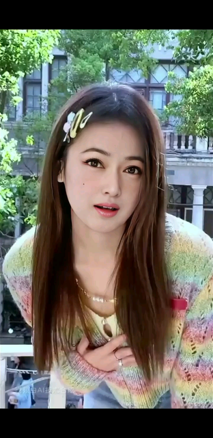 我又来卖萌了，亲一个😂