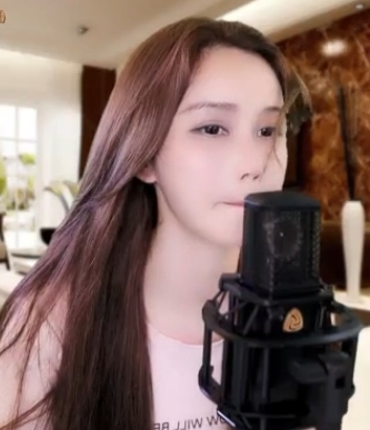 水母好美主播照片